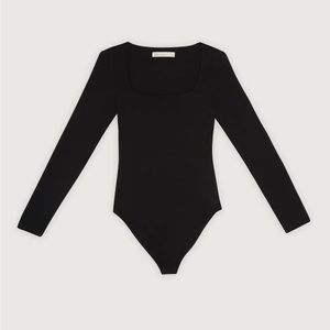 NWT Oak+Fort Square neckline bodysuit. Size S. Fitted with stretch.